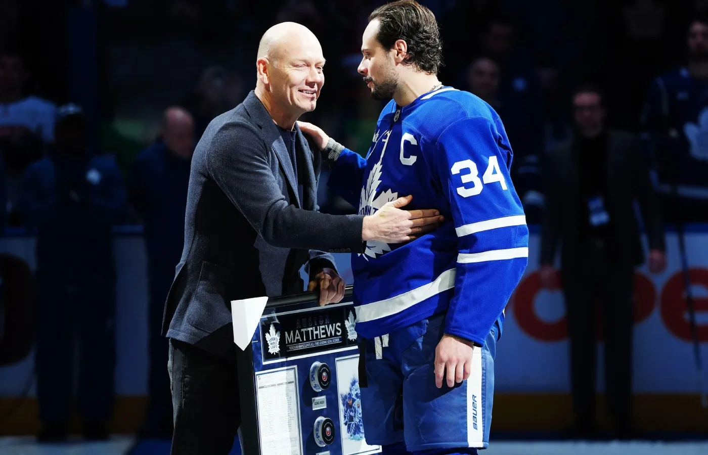 Mats Sundin flögs in till hyllningen: ”Det betyder mycket”