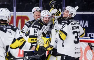 Glädje för Västerås – vinner direkt efter tränarbytet