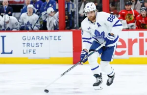 Toronto sätter upp William Nylander på skadelistan