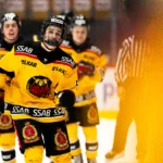 Casper Juustovaara Karlsson i målform när Luleå vann mot Timrå U20