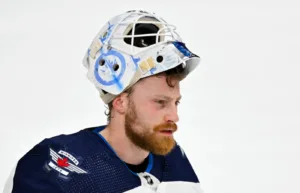 Värvar målvakten – som inte spelat i NHL på snart två år