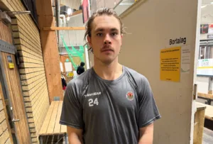 MJÖRNBERG: ”I’ve played against a few Smiths…”