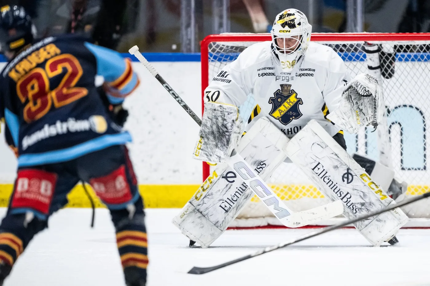 Klart: Brattström skriver nytt kontrakt med AIK