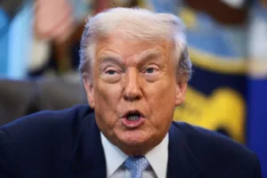 Trump: ”Kina kommer avsluta all hockey i Kanada”