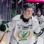 Slår tillbaka: ”Spelar jag i ett lag i Sverige är det Färjestad”