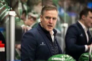 Tangnes ord efter tränarduellen: ”Blir lite löjligt”