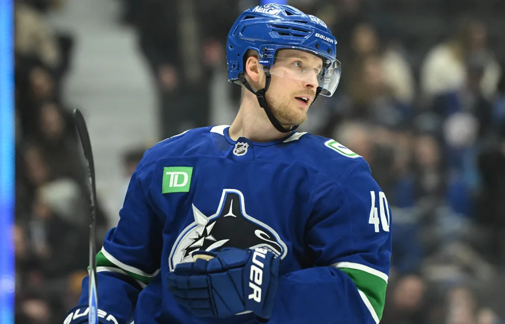 Elias Pettersson.