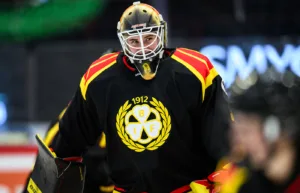 Stjärnmålvakten stannar: ”En riktig Brynäsare”