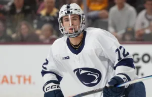 Efter anklagelser om misshandel – supertalangen tillbaka