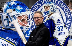 Stoppas från att träna med Leksand: ”Jättetuff situation”