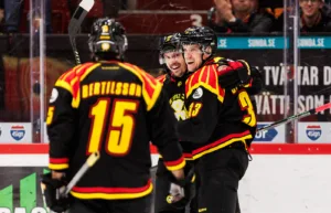 Poäng i alla matcher – efter genomklappningen: ”Käftsmäll”