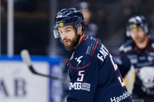 Profilen är redo för spel – efter elva månader