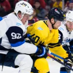 Jämför Elias Pettersson med Patrik Laine: ”Förbryllande”