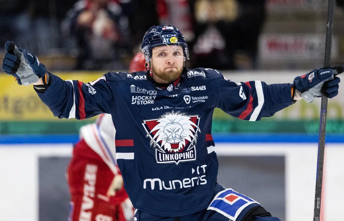 Stjärnan fortsätter leverera – trots turbulensen: ”Försöker hjälpa laget”