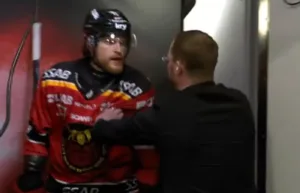 Här ryker tränaren ihop med Shinnimin: ”Aldrig sett”