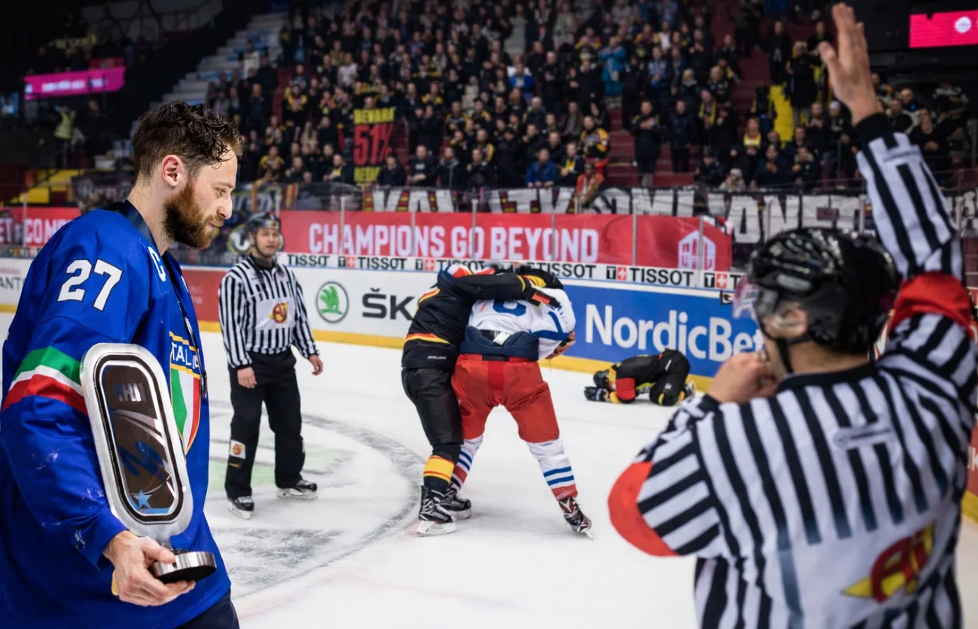 TV: Italienske kaptenens groteska överfall: ”Avslutade en karriär”