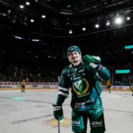 Frågetecken kring stjärnan: ”Han var inte med på isen idag”