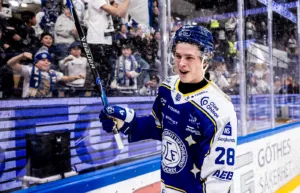 Skickas iväg av Leksand igen – spelar ikväll