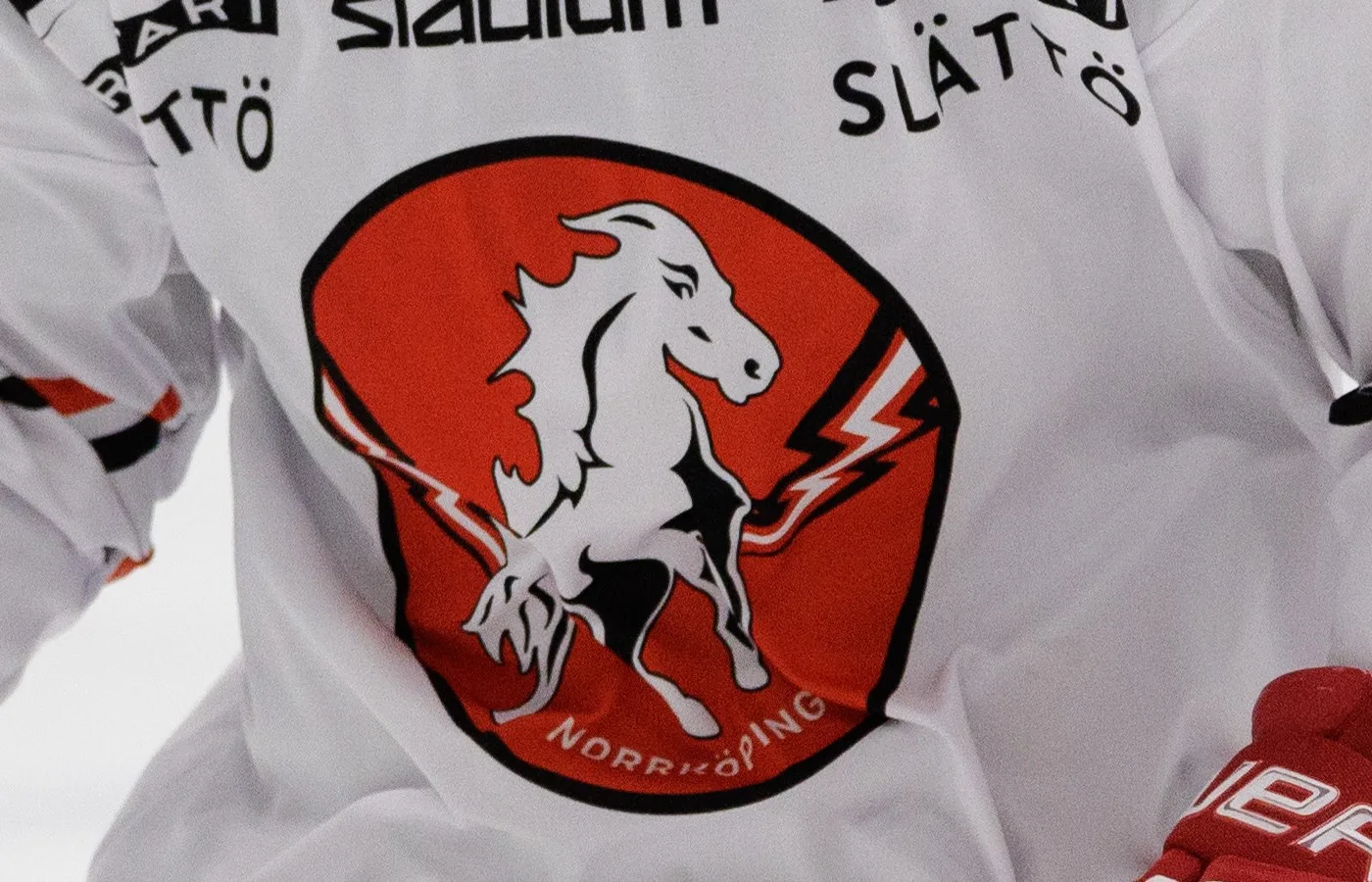 Seger för Vita Hästen i toppmötet med Karlskrona