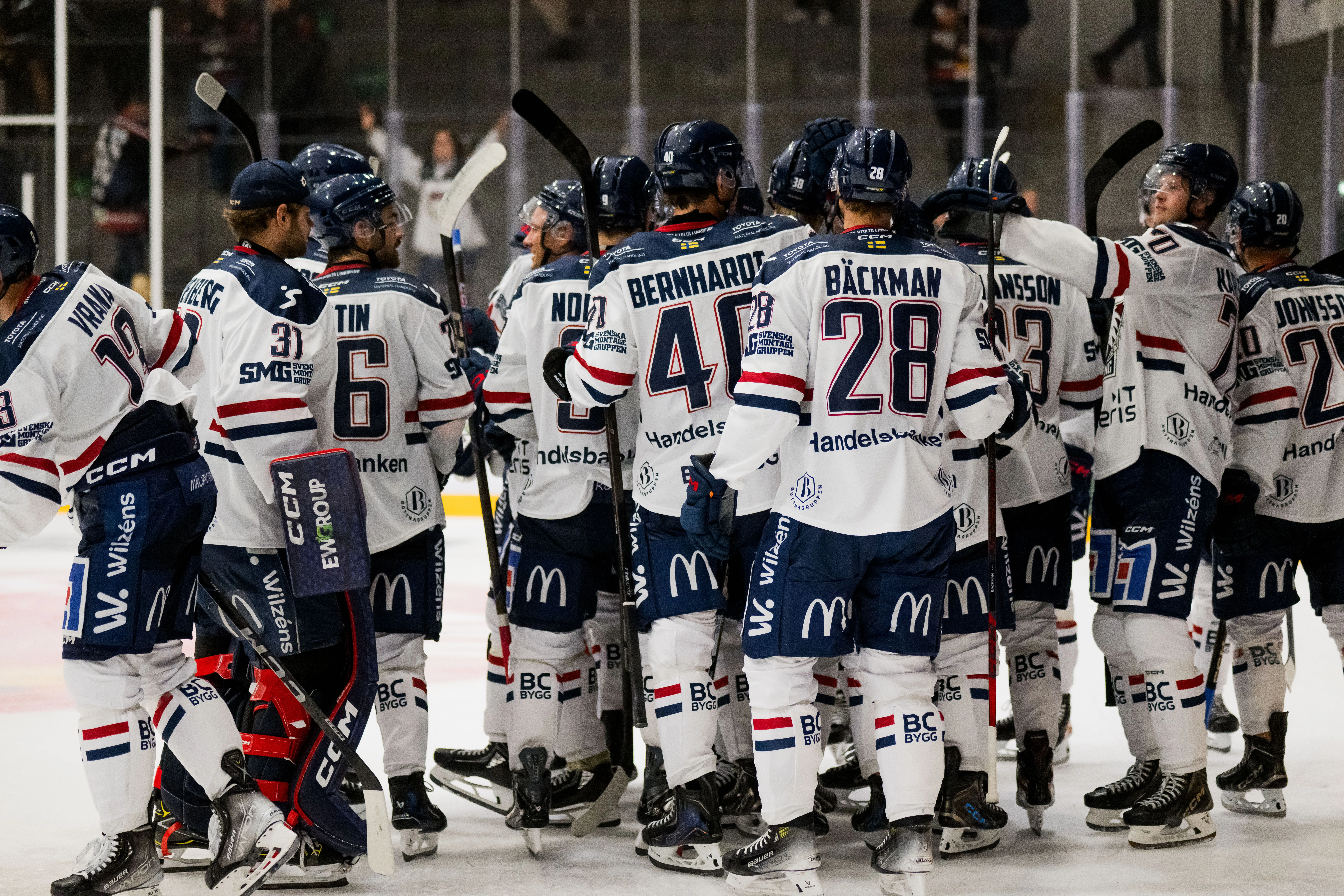 Axel Bjurman i form när LHC J20 vann mot Växjö
