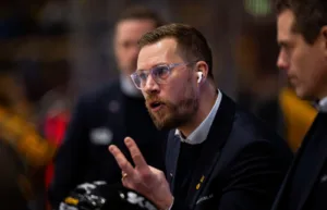 Falk slår tillbaka: ”Han provocerar fram det här”