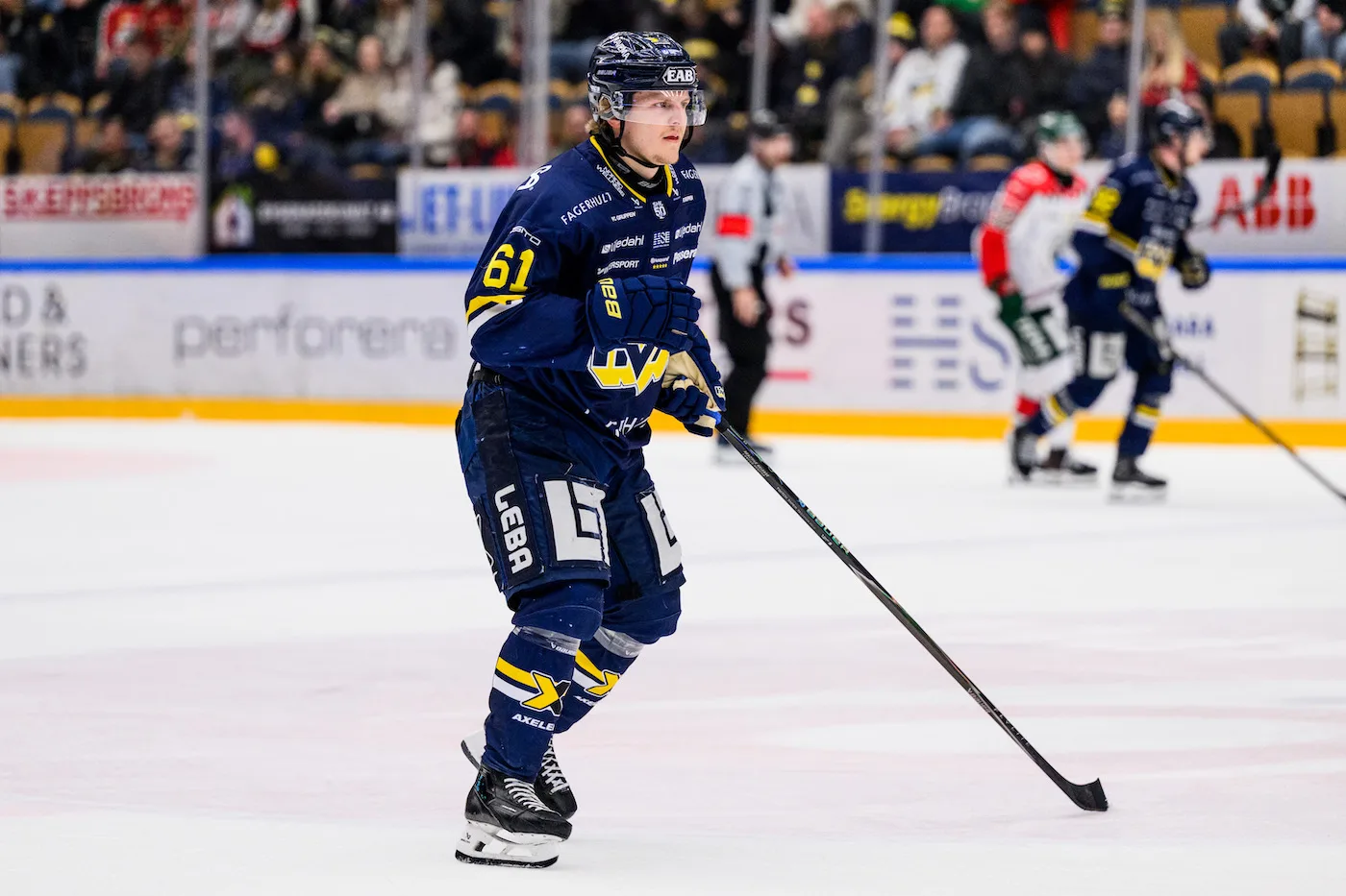 Ryktas förlänga – svarar själv: ”Jag gillar att spela här”