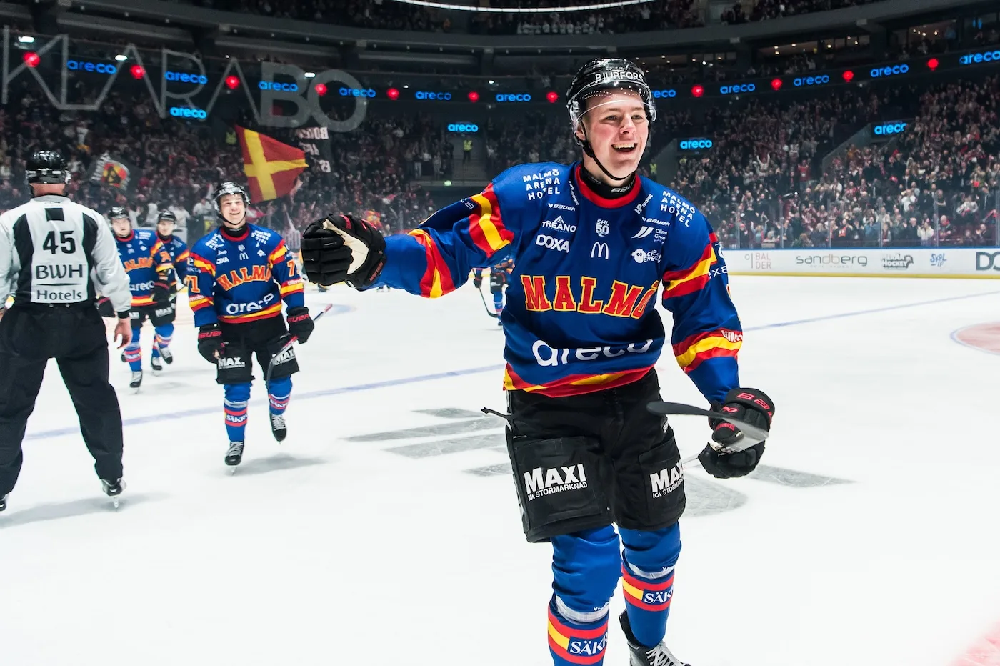 Uttagen till Juniorkronorna – gör nu sitt första SHL-mål