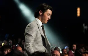 Draftfyran skriver NHL-kontrakt