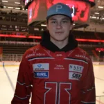 SHL-talangen väljer spel på college