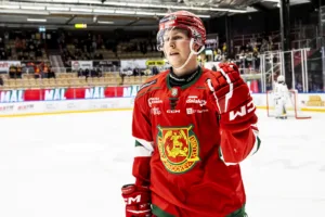 Klart: Centern stannar kvar i klubben