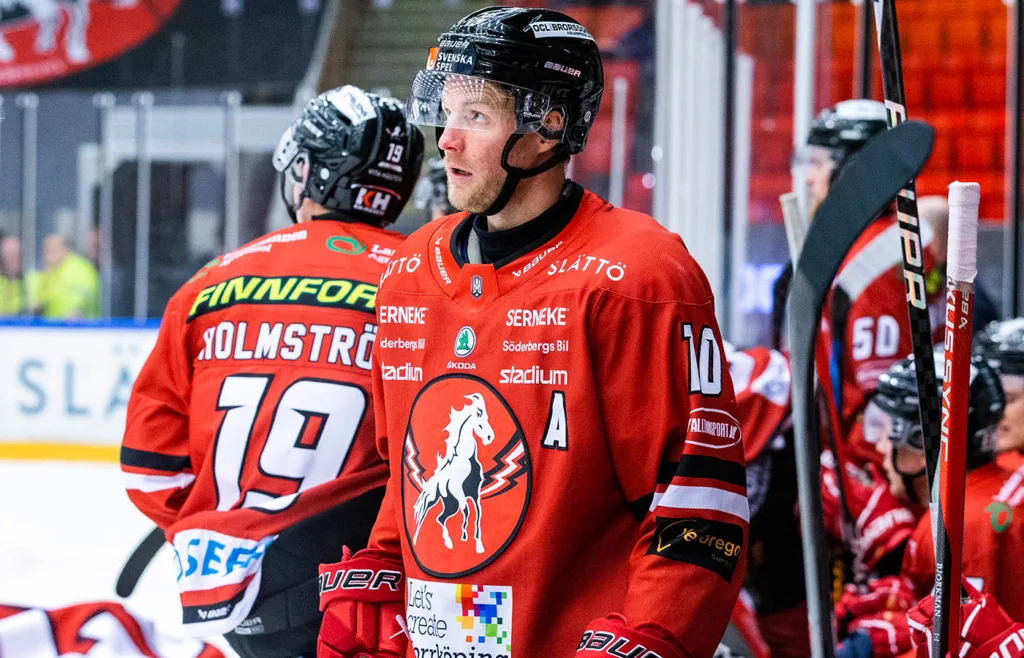 Jesper Samuelsson. Vita Hästen.