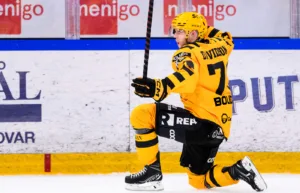 KLART: Forwarden stannar i Skellefteå