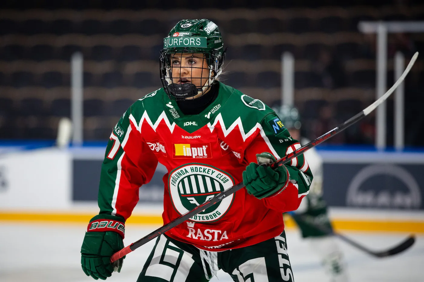 Klart: Stjärnforwarden förlänger