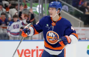 Draftettans spektakulära NHL-rekord – i Frondells debut