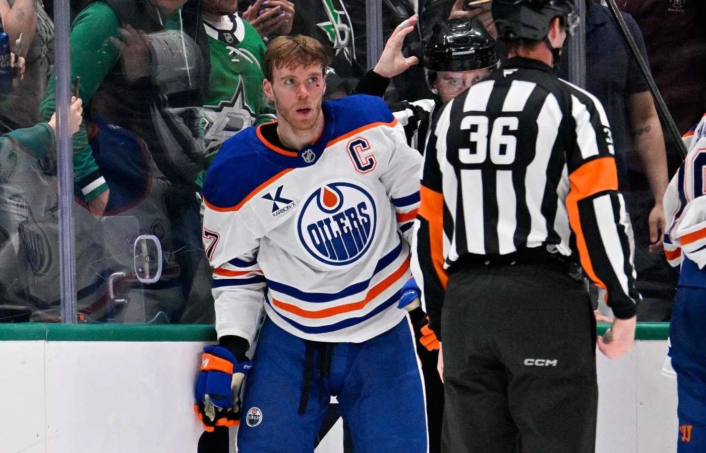 McDavids sågning: ”Ett kuddkrig”