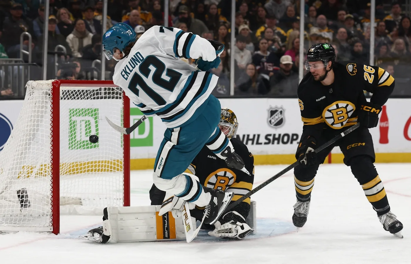 Bryter två månader långa måltorkan – med galet konststycke