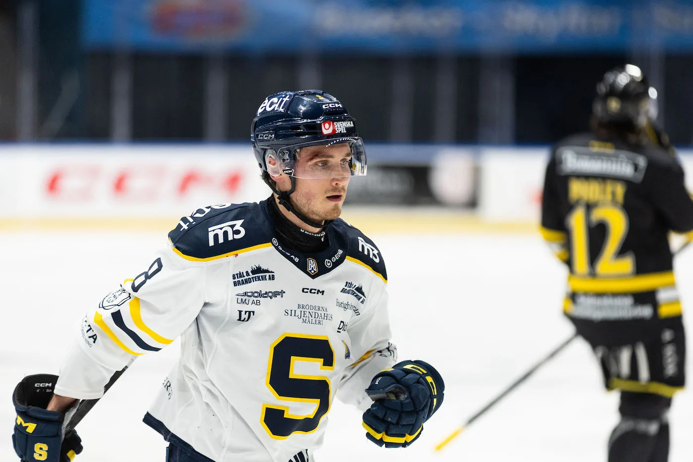 Ryktas till ny klubb – bemöter nu uppgifterna: ”Vi får se”