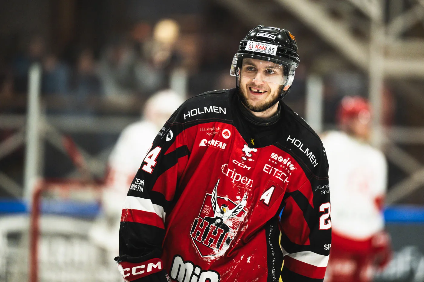 MJÖRNBERG: Doktorn flyger – och keepern spelar helt utan slutspelsrädsla