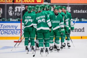 Calle Själin tvåmålsskytt när Rögle vann mot Skellefteå AIK