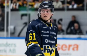 Oviss framtid för HV-backen − jagas av flera klubbar