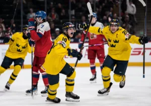 ”Mini-Fimpen” målskytt – i Jack Berglunds AHL-debut