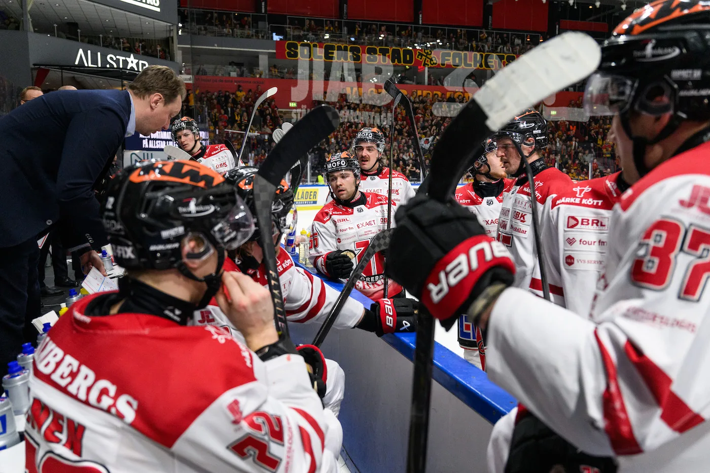 Profilerna går in med pengar i Örebro: ”Betydande belopp”