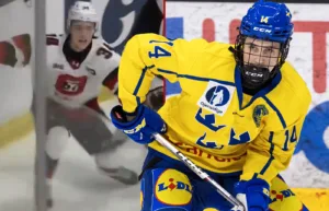 Svenske talangen hjälte − avgör serien med läckert mål