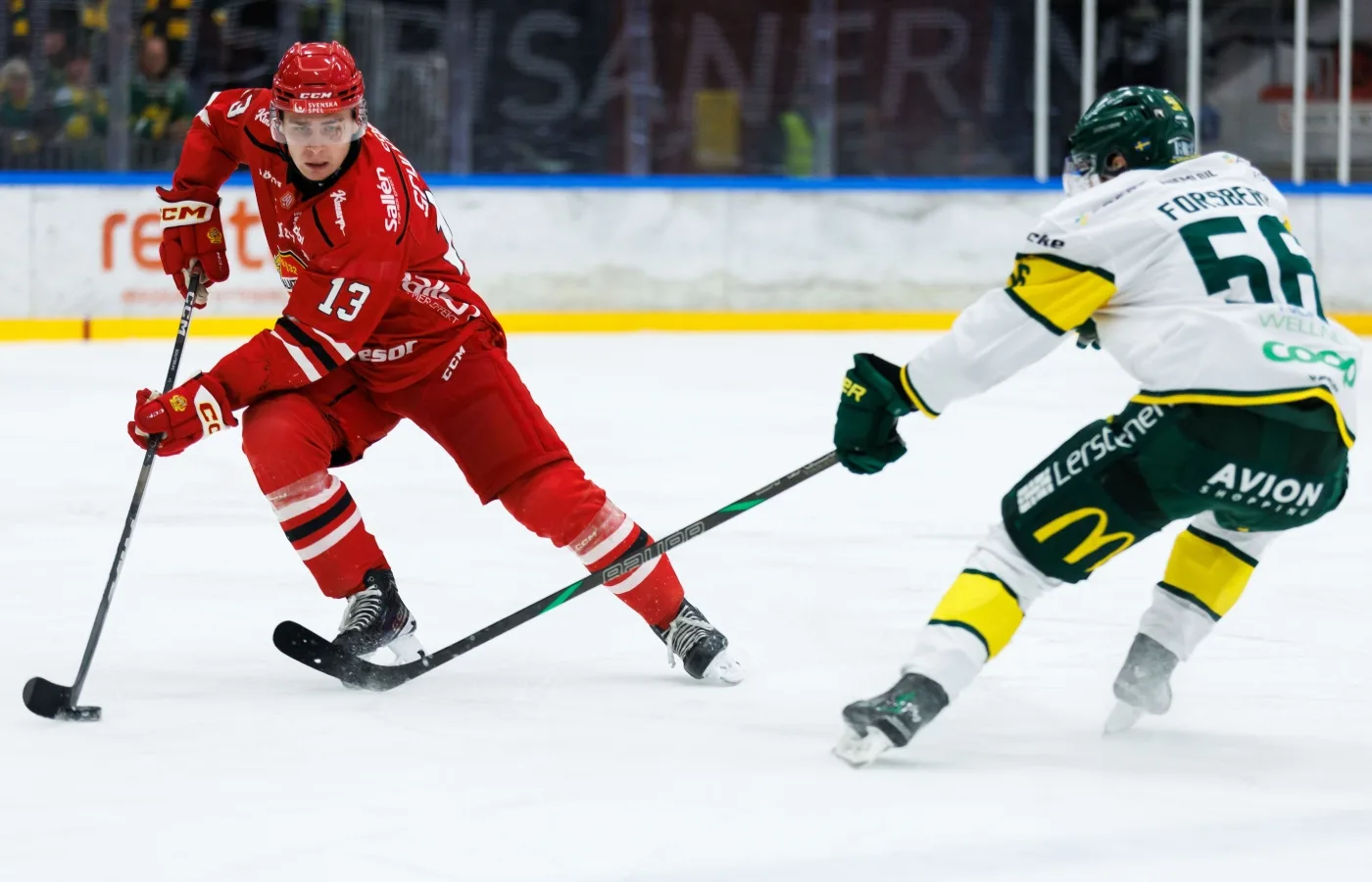 Efter spelarflykten – han stannar: ”En riktig ledare”