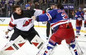 TV: Här hamnar Markström i slagsmål