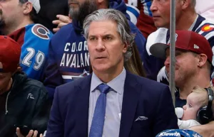 Coachen missar matcher – efter ansiktsfraktur