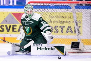 Uppgifter: Tidigare FBK-målvakten förlänger