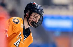 Avslöjar: NHL-draftade backen lämnar SHL-klubben