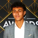 JVM:s poängkung nobbar NHL – stannar i skolan