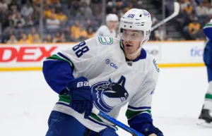 TV: AHL-svensken i storform inför framtidsvalet